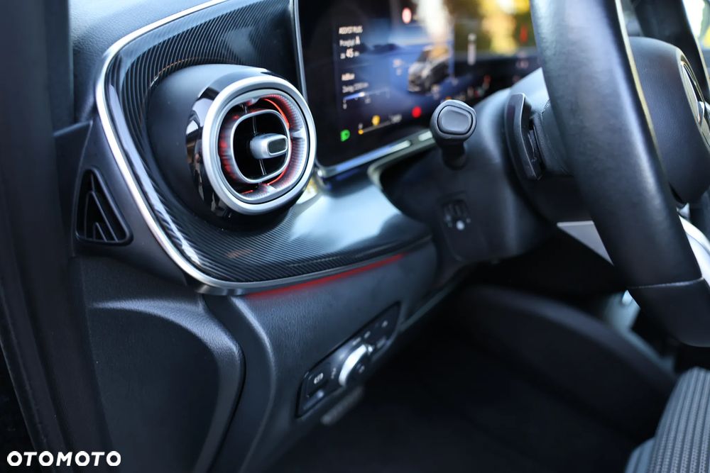 Mercedes-Benz Klasa V 220 d Avantgarde 9G-Tronic (d³ugi) - 22