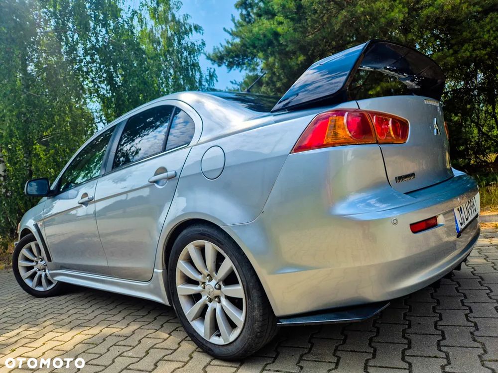 Mitsubishi Lancer 1.8 Intense - 2
