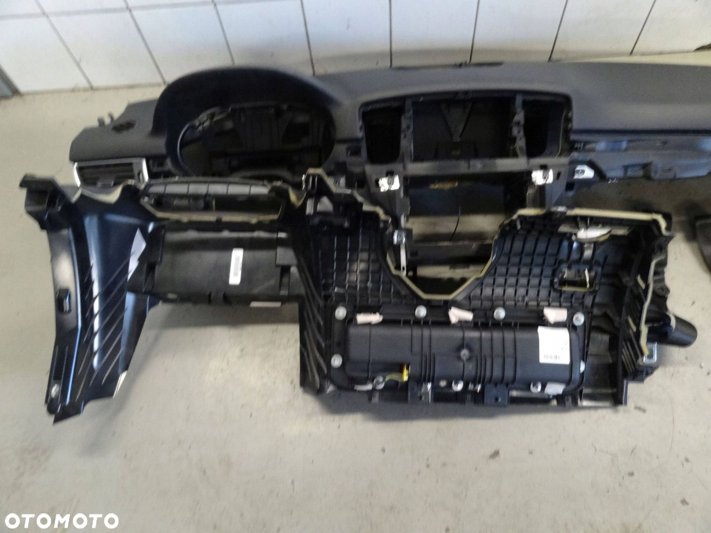MERCEDES-BENZ ML W166 12 SUV KONSOLA DESKA ROZDZIELCZA PASY PODUSZKI AIRBAG - 3