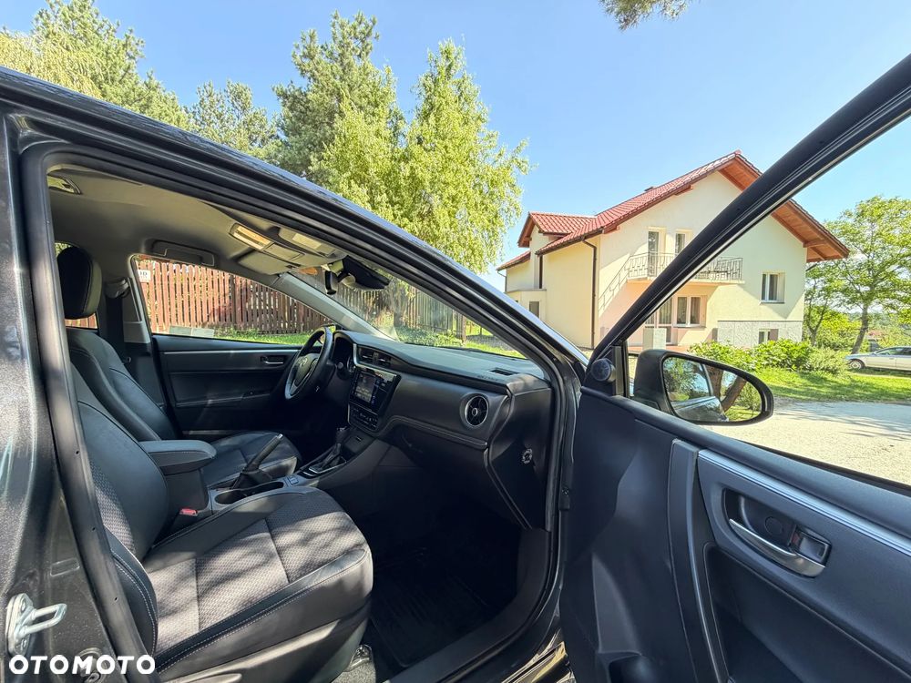 Toyota Corolla 1.6 Prestige MS EU6 - 25
