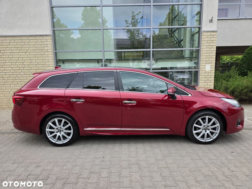 Toyota Avensis - 8