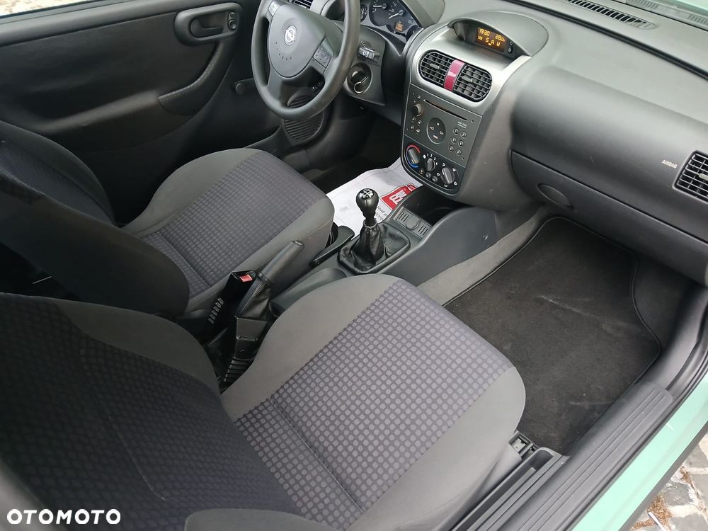 Opel Corsa - 15