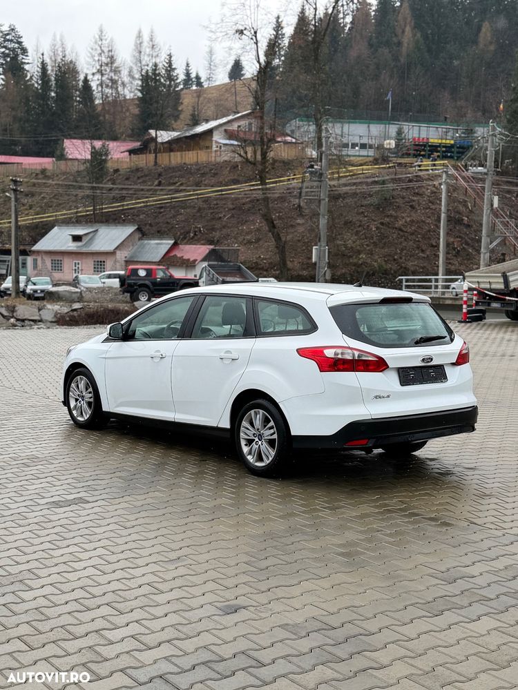 Ford Focus 1.6 TDCI DPF Start-Stopp-System Business - 6