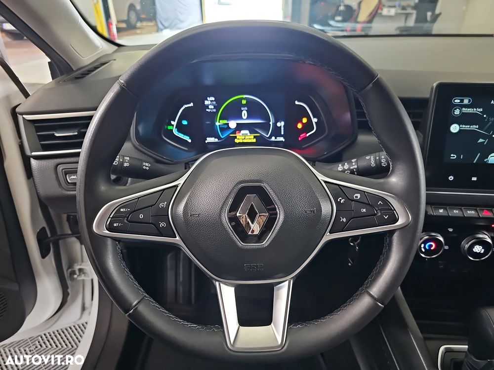 Renault Clio - 17