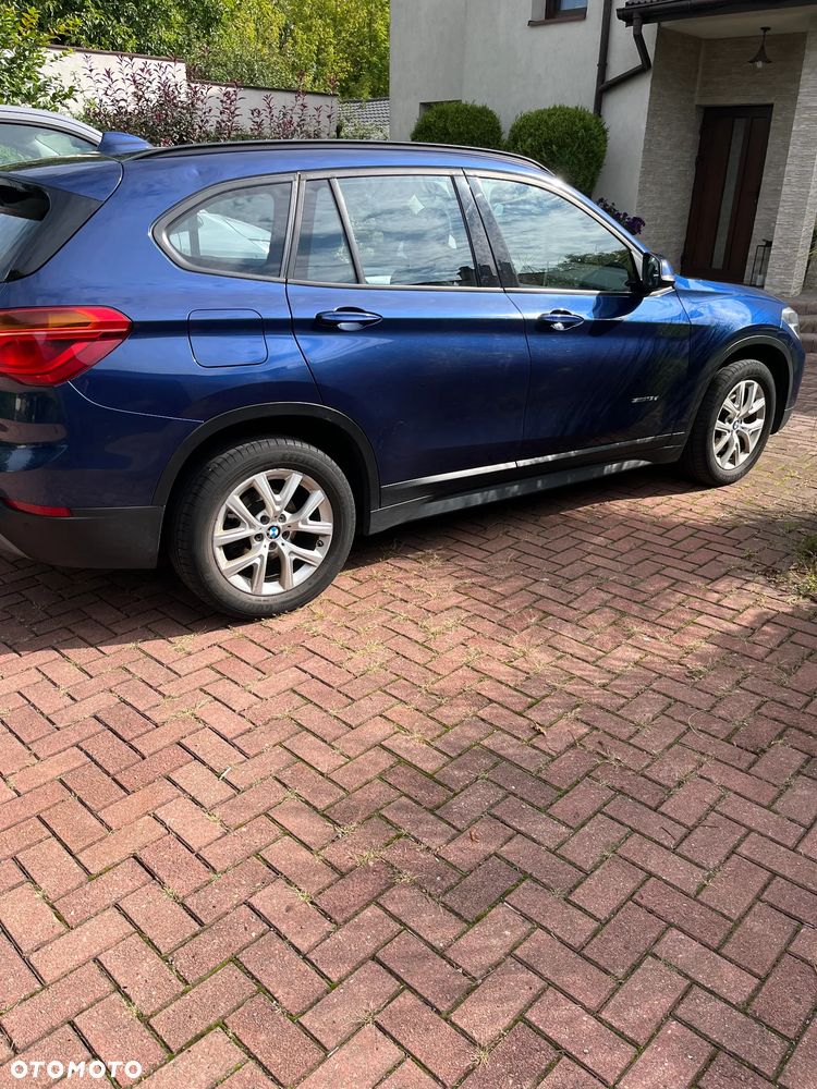 BMW X1 sDrive18d Sport - 3