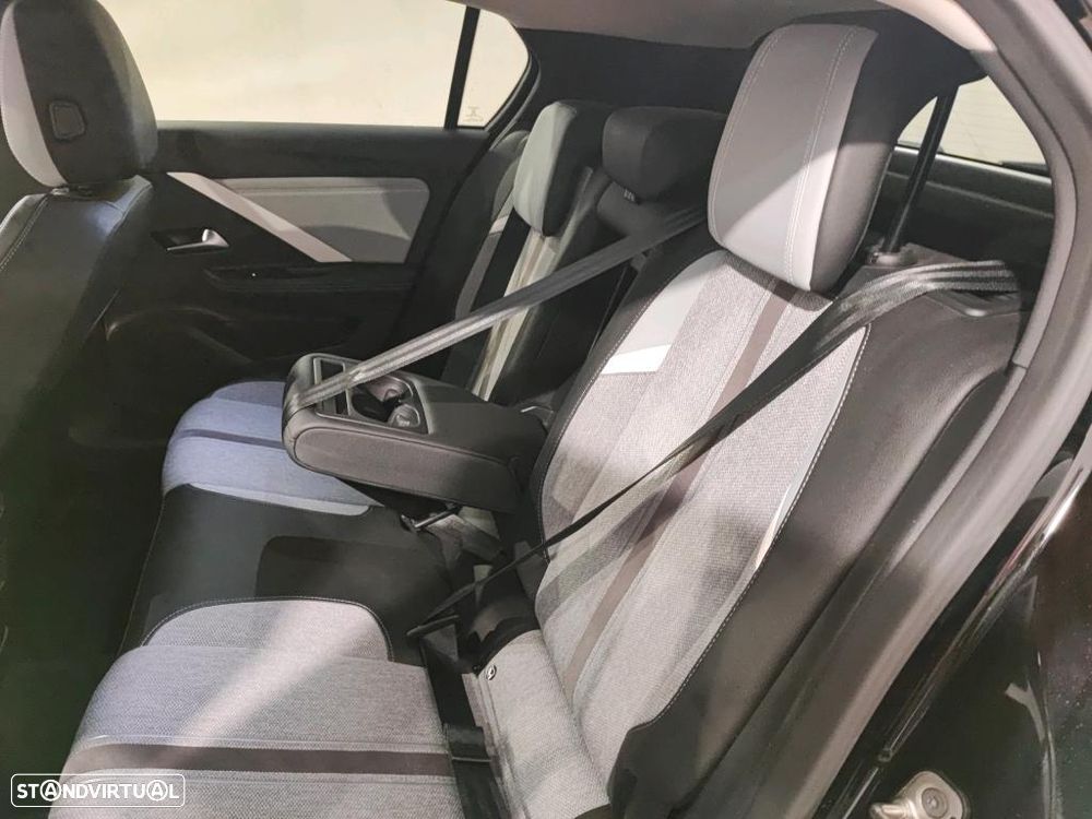 Opel Astra 1.5 D Elegance - 8