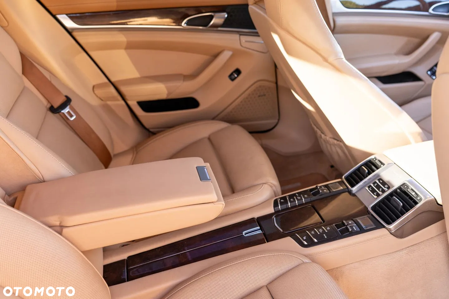 Porsche Panamera Turbo - 26