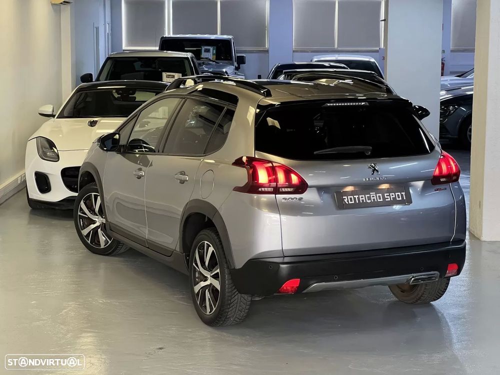 Peugeot 2008 1.2 PureTech GT Line — fotografia 3