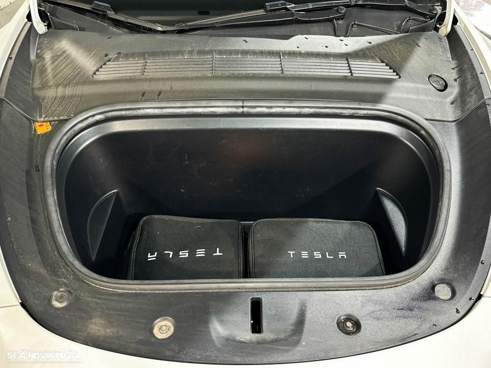 Tesla Model Y Performance Dual Motor AWD - 58