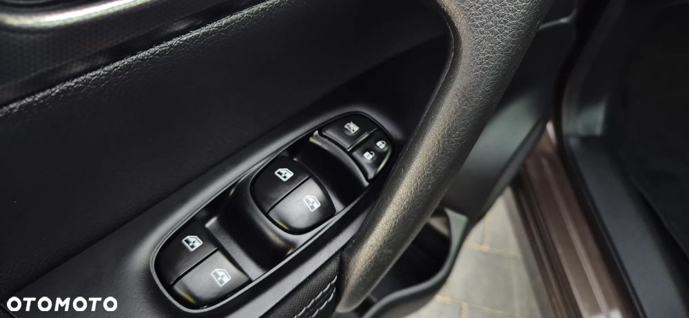 Nissan Qashqai - 30