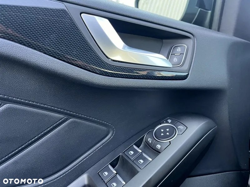 Ford Focus Turnier 1.5 EcoBoost Start-Stopp-System ST-LINE - 35