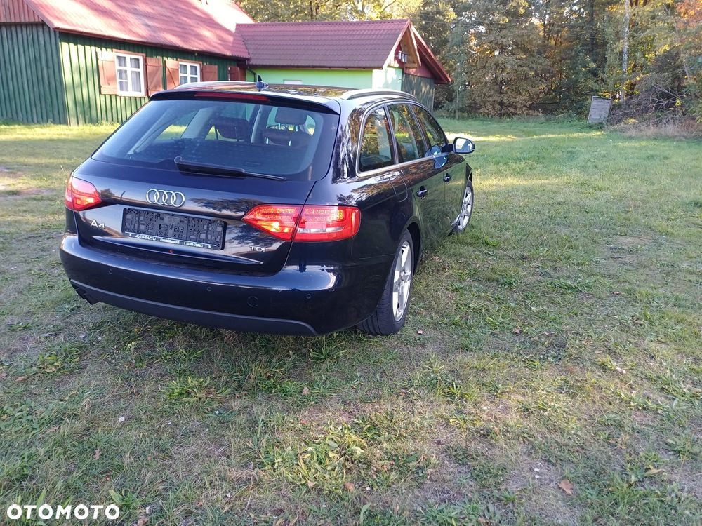 Audi A4 Avant 2011 photo 3