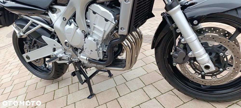 Yamaha FZ6 - 30