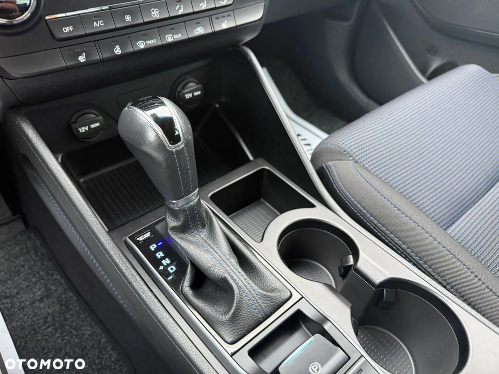 Hyundai Tucson 2.0 CRDI 4WD Automatik Style - 36