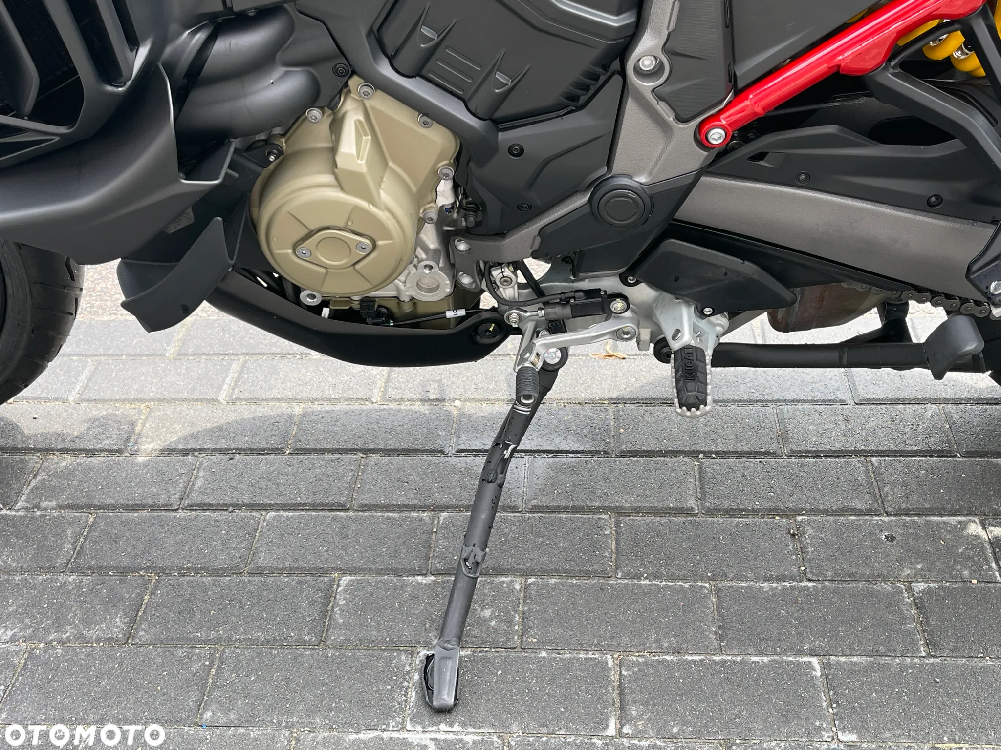 Ducati Multistrada - 25