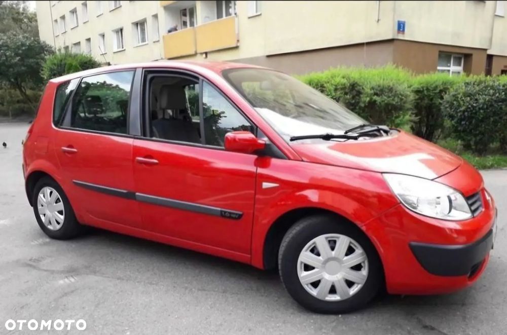 Renault Scenic - 1