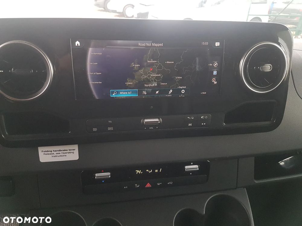Mercedes-Benz Sprinter - 7