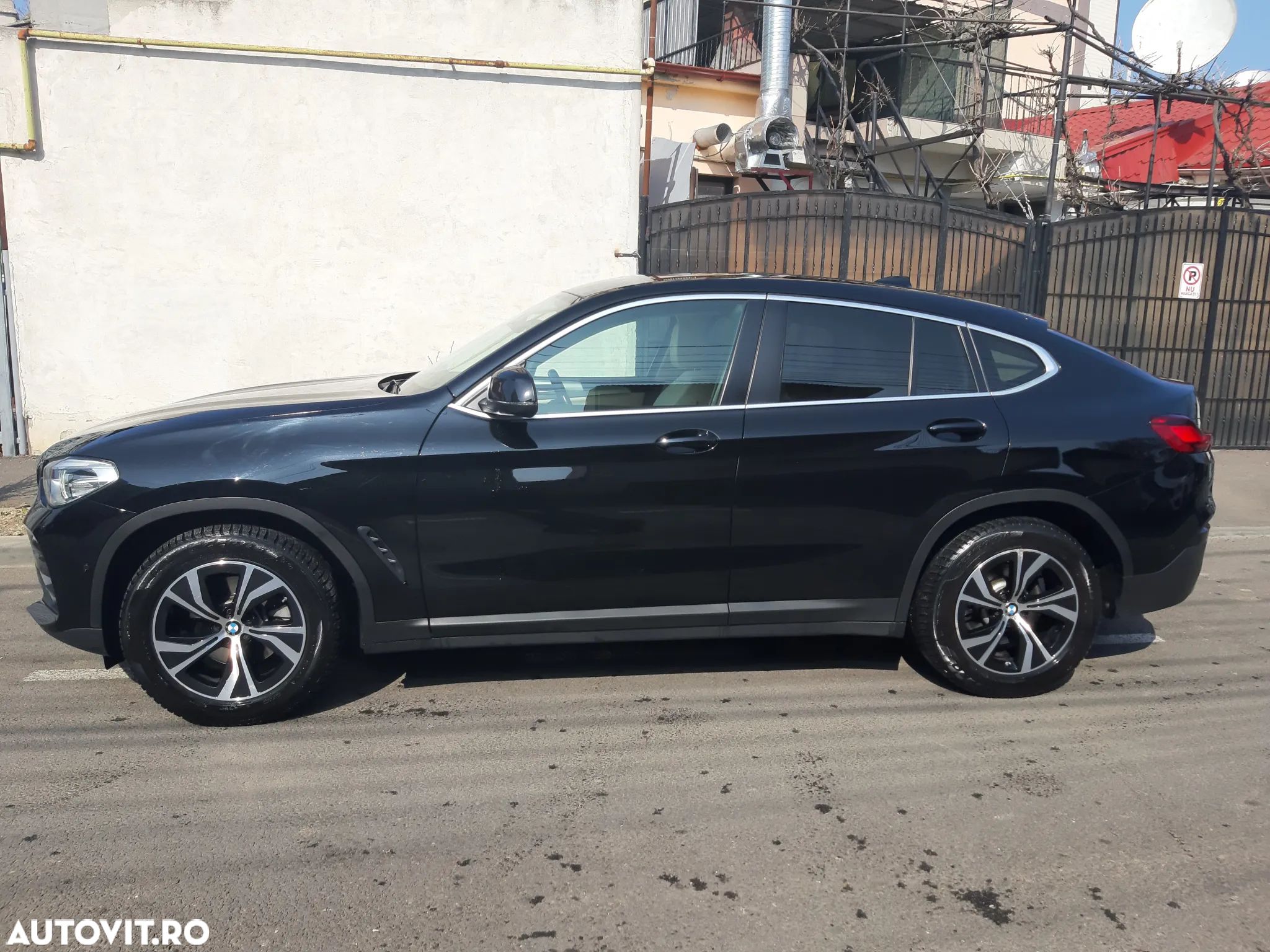BMW X4 xDrive20d Standard - 1