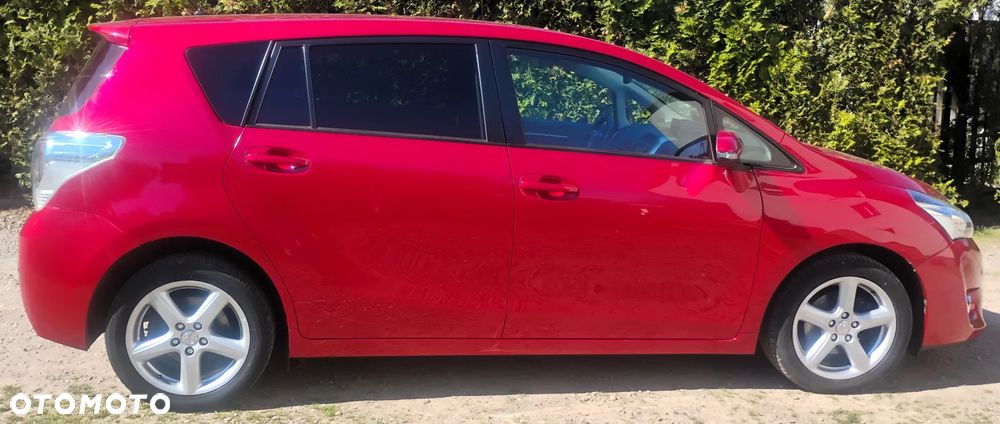 Toyota Verso 2.0 D-4D Active - 12
