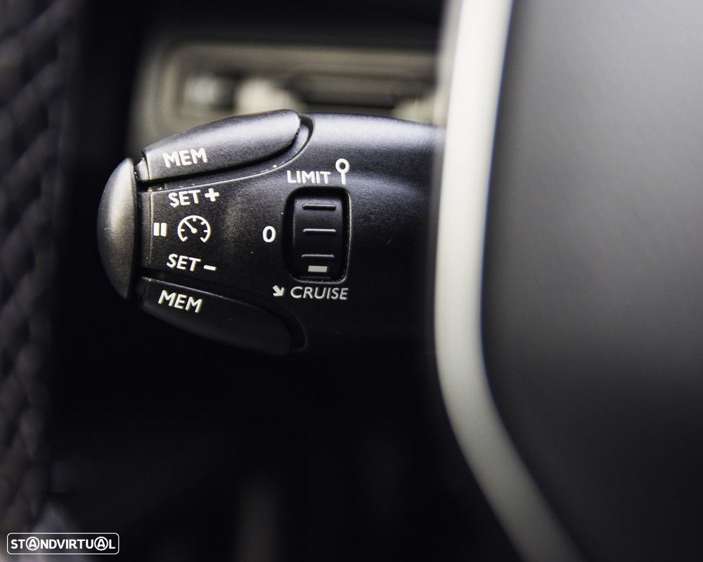 Peugeot 3008 1.5 BlueHDi Allure - 30