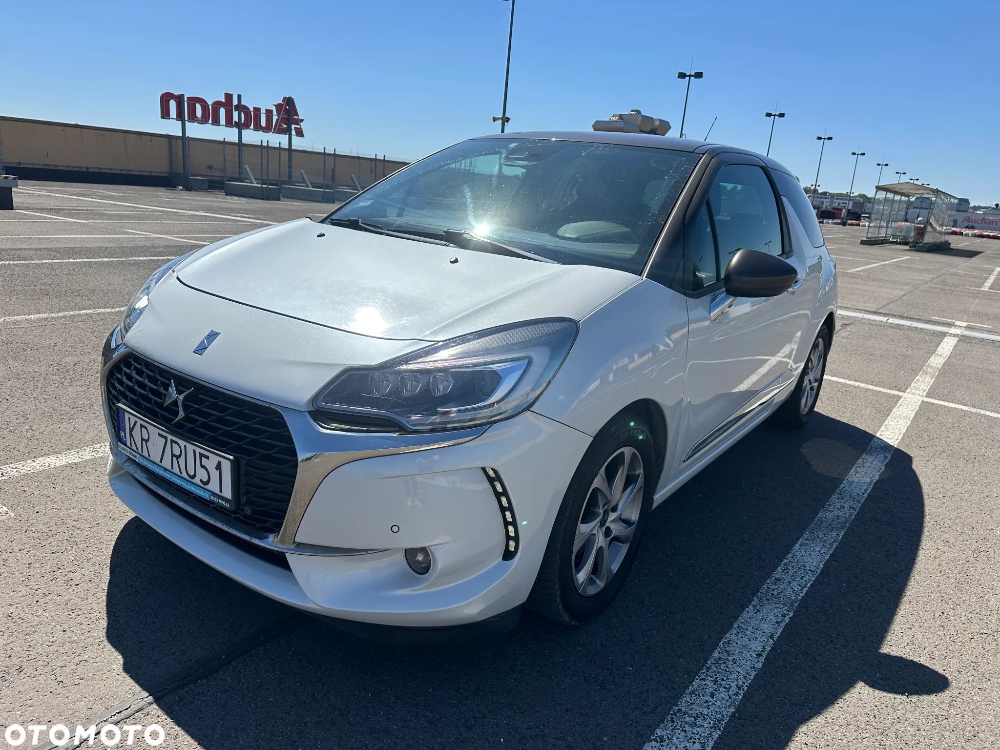Citroën DS3 PureTech 130 Start & Stop SoChic - 1
