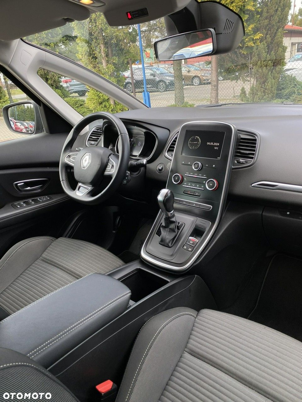 Renault Grand Scenic - 7