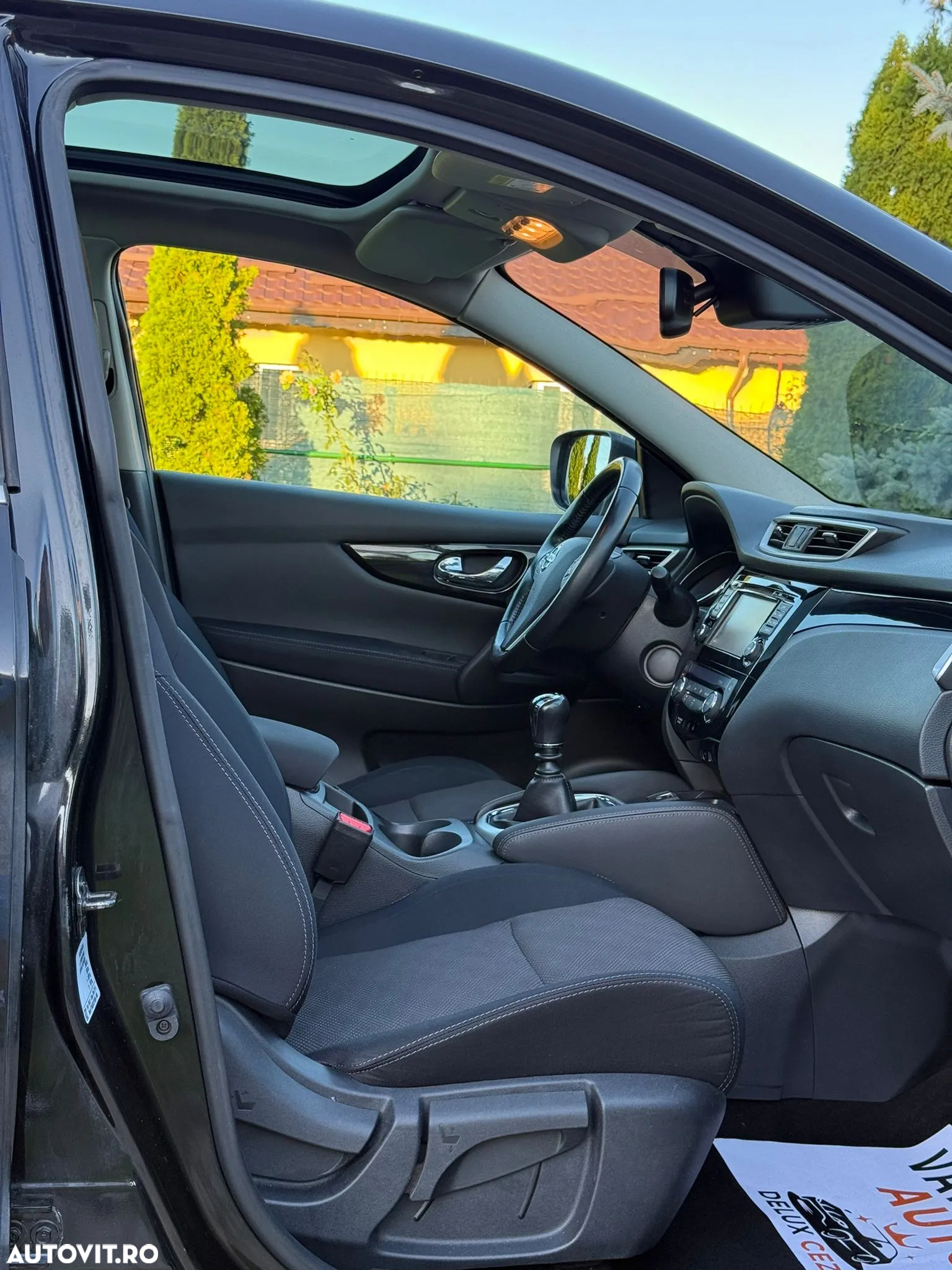 Nissan Qashqai 1.6 DCI Start/Stop N-Connecta - 5