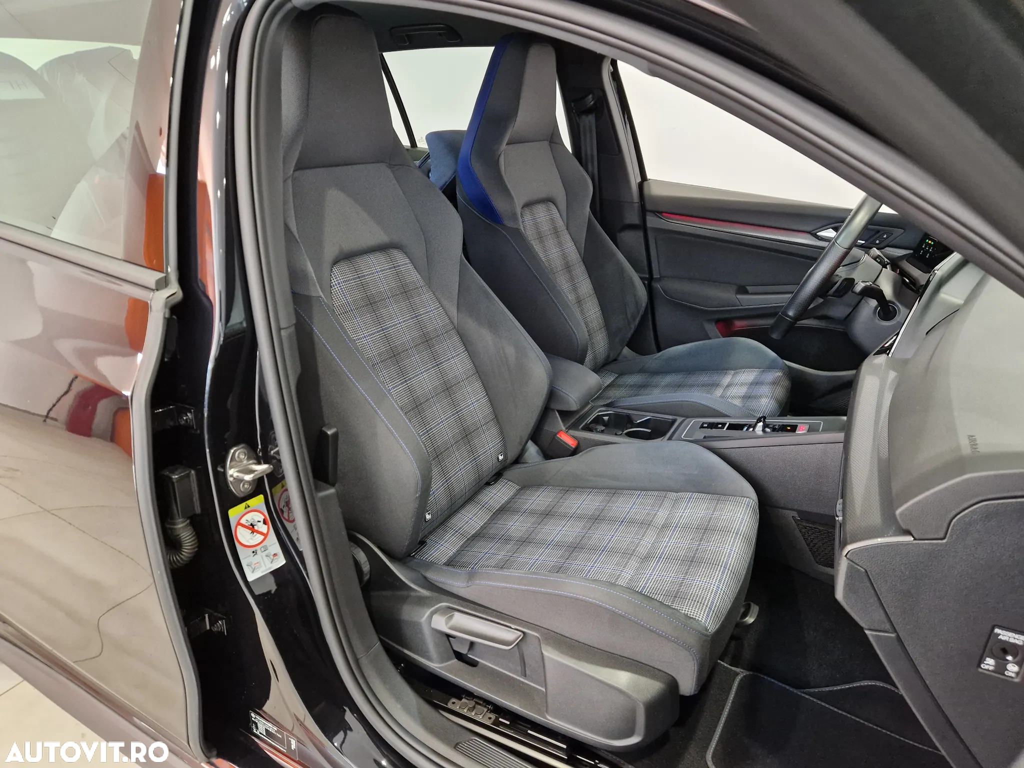 Volkswagen Golf 1.4 eHybrid OPF DSG GTE - 14