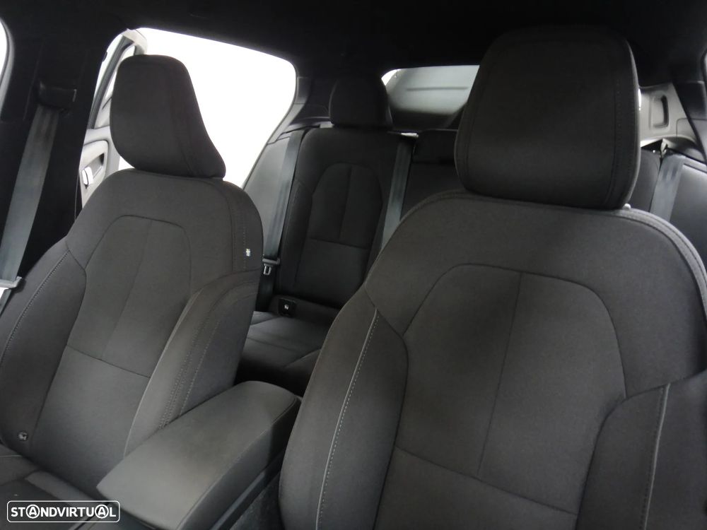 Volvo XC 40 Recharge Plus - 18