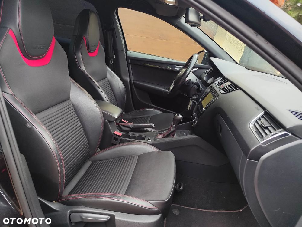 Skoda Octavia 2.0 TDI RS DSG - 13