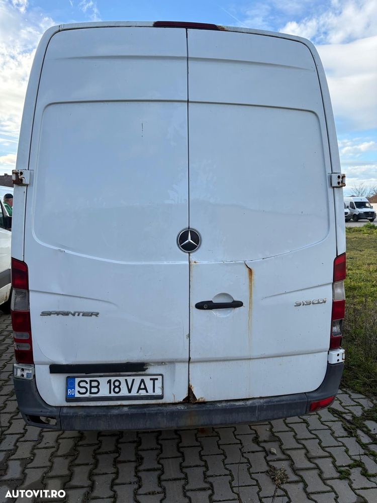 Mercedes-Benz Sprinter 906.231 Sasiu cabina dubla - 21