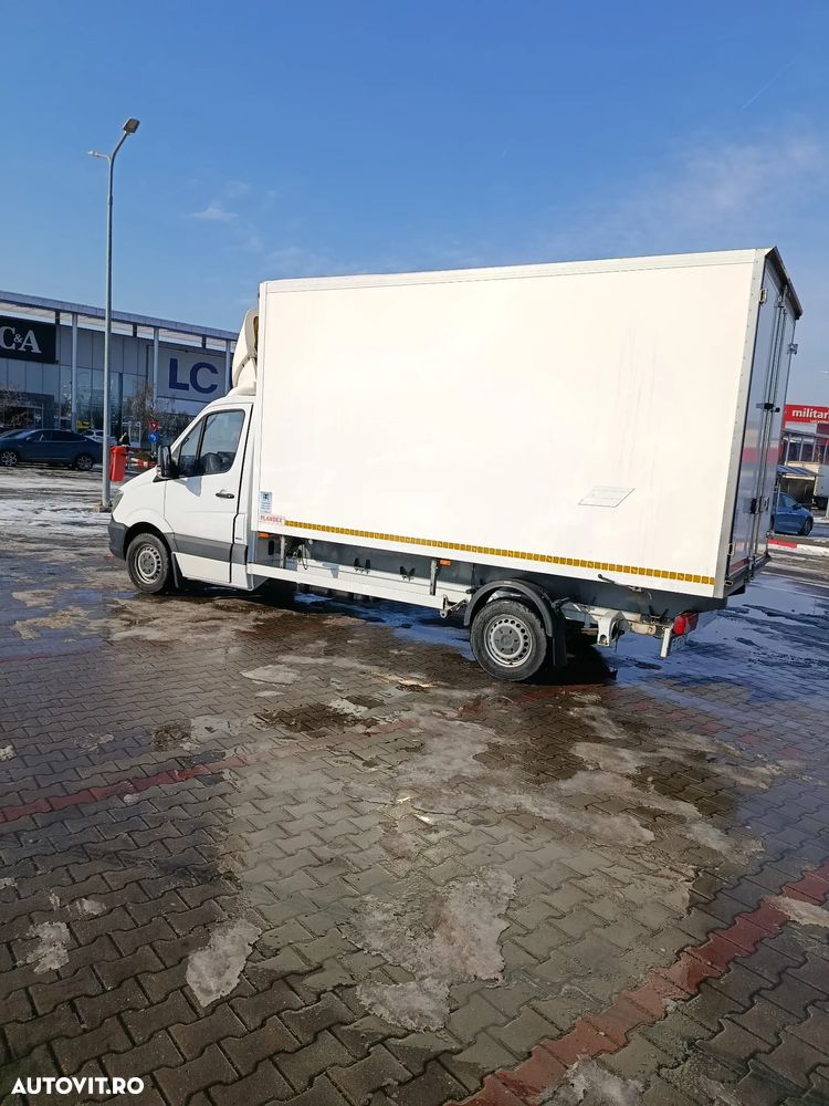 Mercedes-Benz Sprinter - 7
