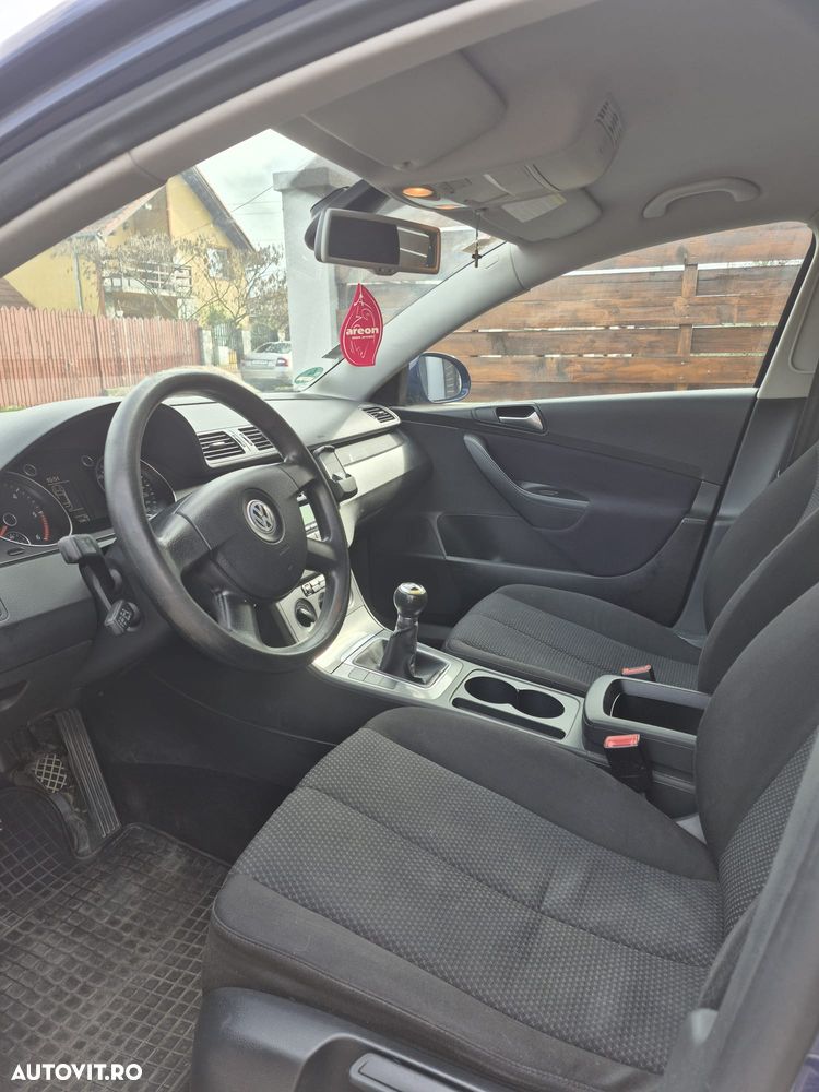 Volkswagen Passat 2.0TDI Trendline DPF - 11