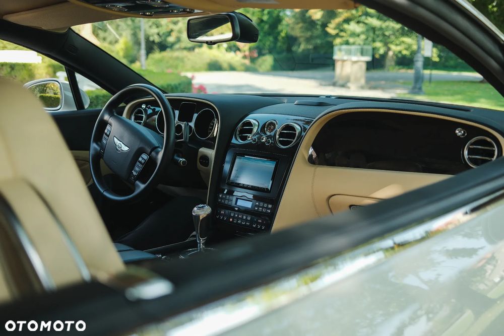 Bentley Continental GT Standard - 20