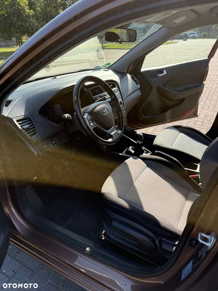 Hyundai i20 1.2 YES - 6
