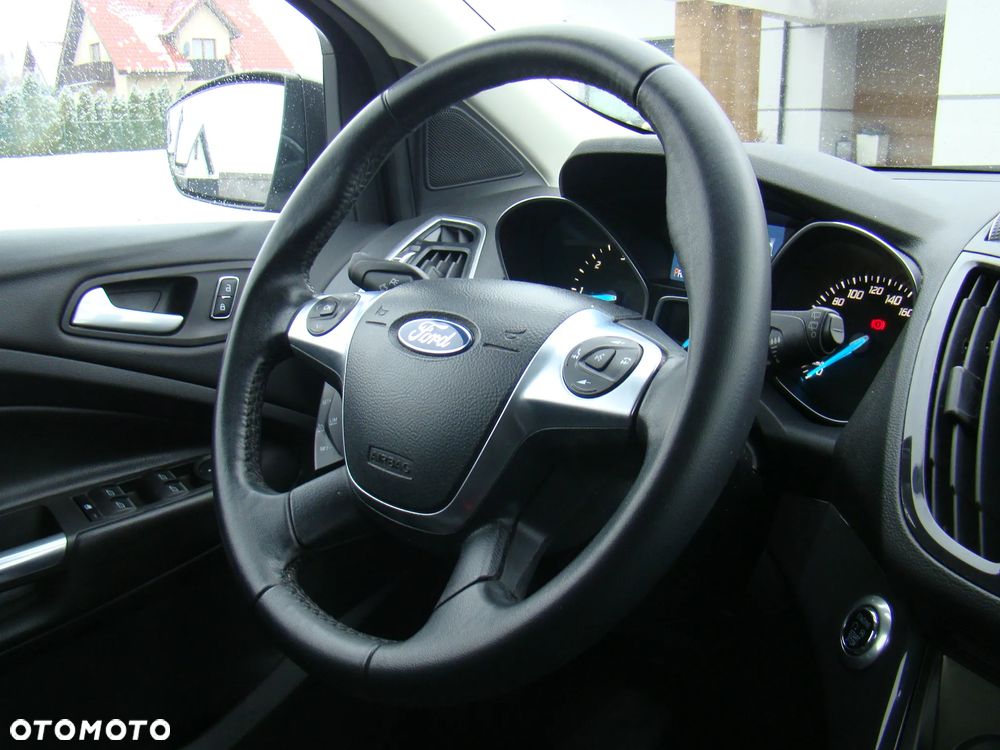 Ford Kuga 2.0 TDCi 4x4 Titanium - 40