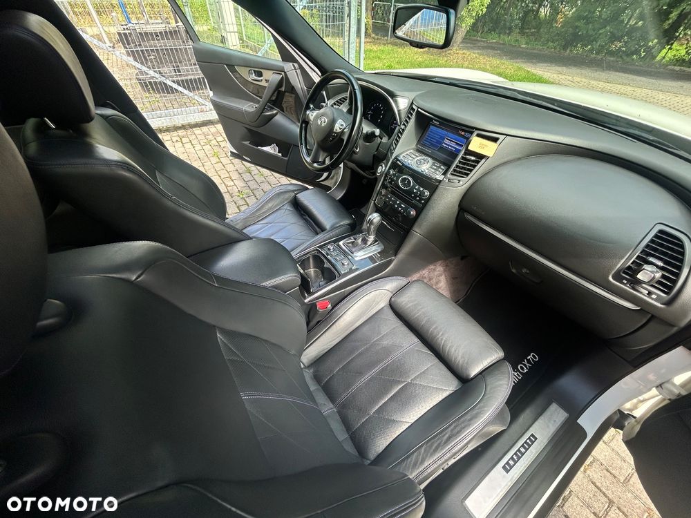 Infiniti Q70 3.7 S Premium - 12