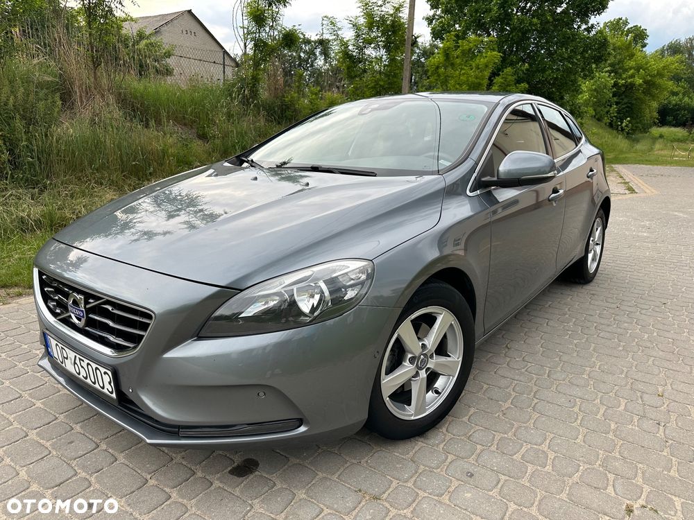 Volvo V40 D2 Momentum - 4