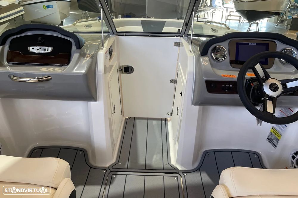 Chaparral 21 SSI OB - 8