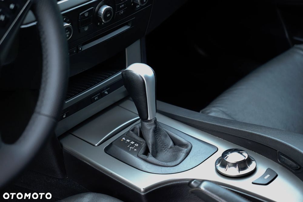 BMW Seria 5 - 16