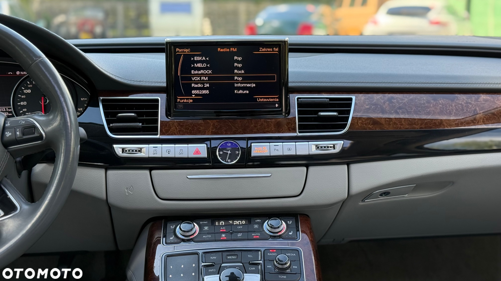 Audi A8 L 55 TFSI quattro tiptronic - 32