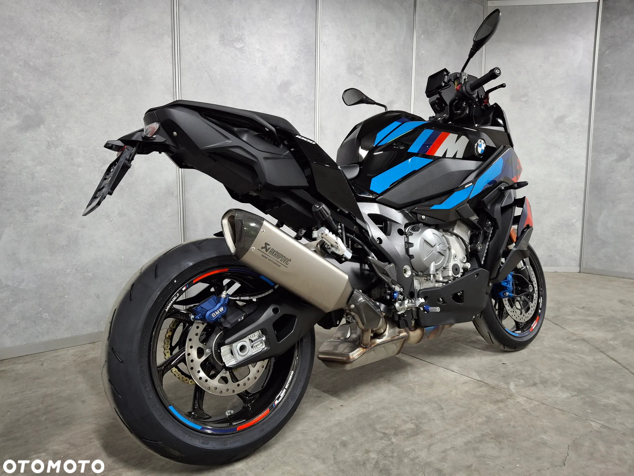 BMW XR - 2