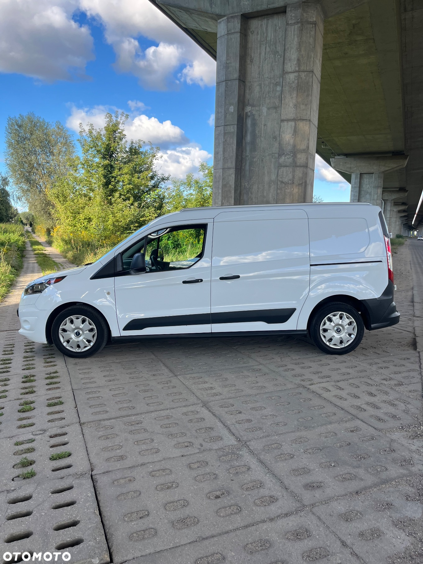 Ford Transit Connect L2 - 9