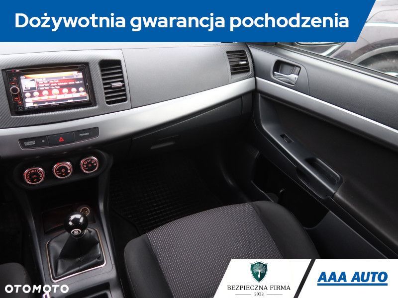 Mitsubishi Lancer - 9