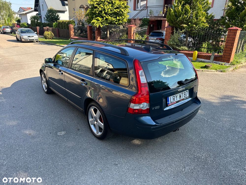 Volvo V50 2.4i Momentum - 8