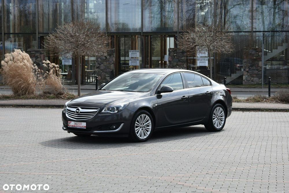 Opel Insignia 2.0 T Active 4x4 S&S - 17