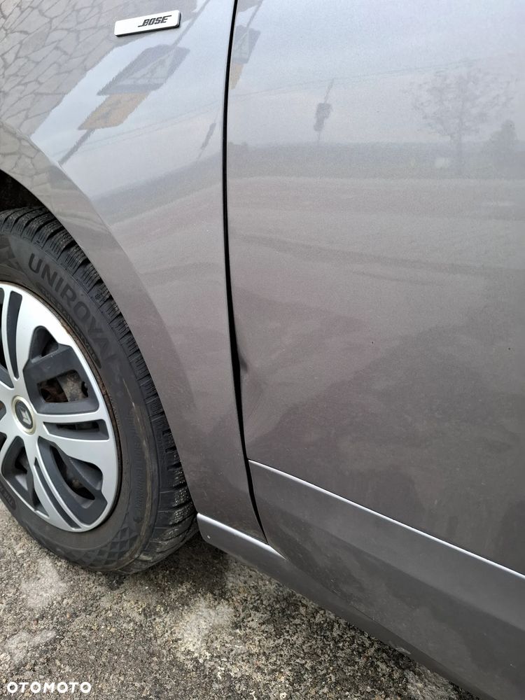 Renault Scenic ENERGY TCe 115 Bose Edition - 9