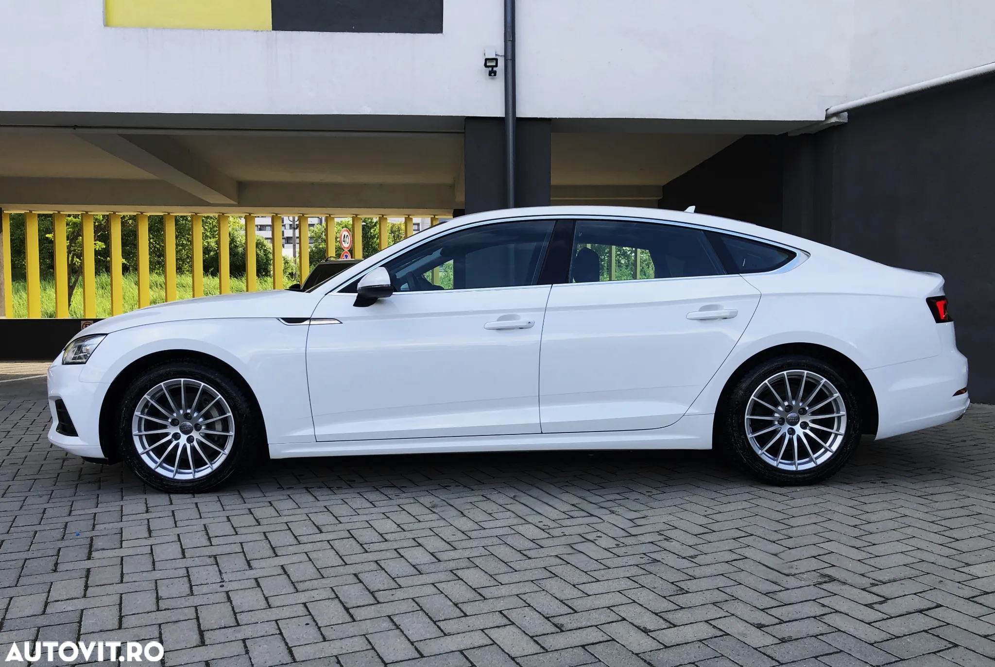 Audi A5 Sportback 2.0 TDI S tronic - 29