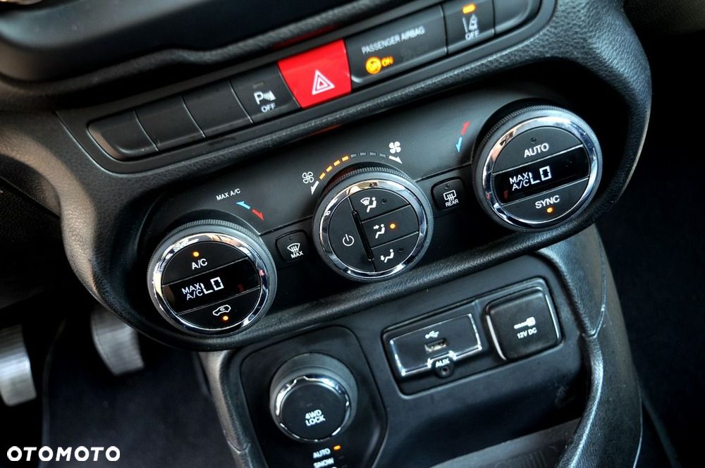 Jeep Renegade 2.0 MultiJet Longitude 4WD S&S - 14