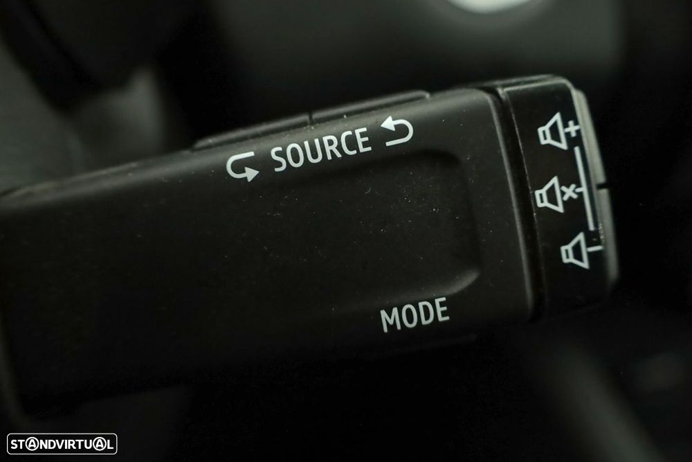 Renault Captur 1.0 TCe Techno Bi-Fuel - 19